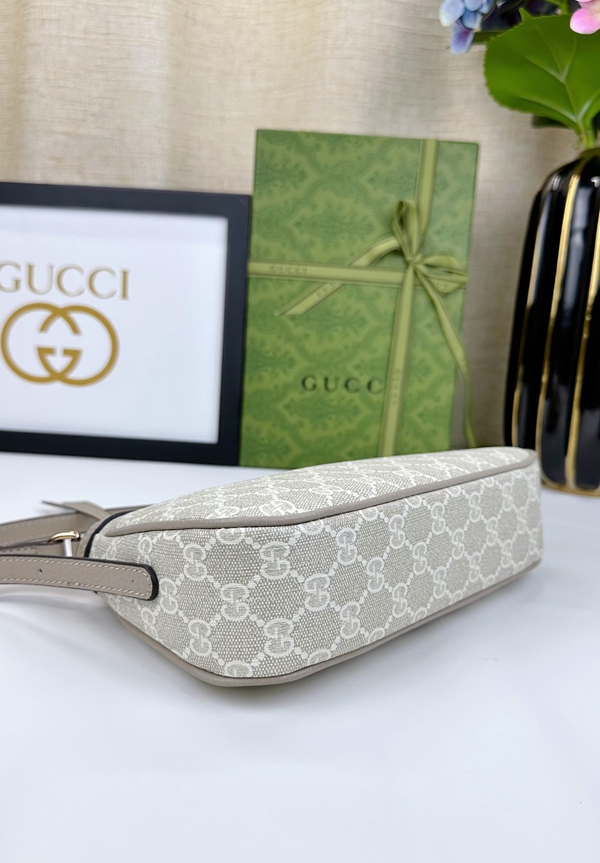 激安グッチバッグコピー角部分ディテール